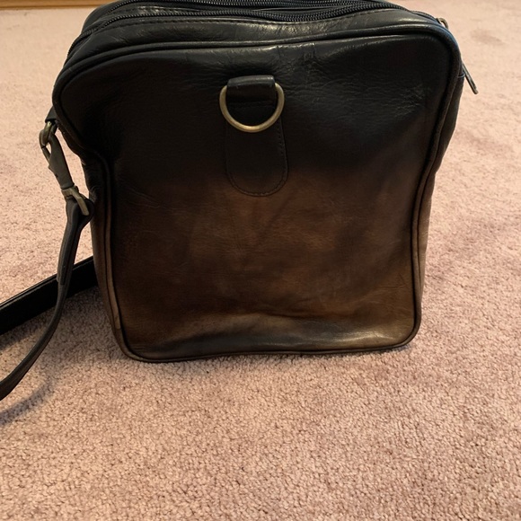 Vintage Convertible Leather Duffle / Messenger Bag | Made in Columbia - Picture 7 of 15